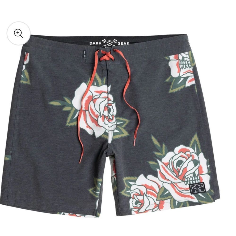 Dark Seas | Centro Boardshorts | Floral  Sz 28
